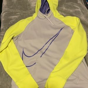 Nike sweatshirt